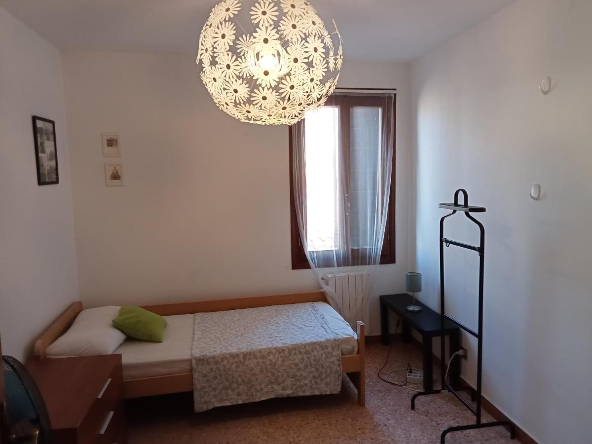 Two Steps From Rialto Hotel Venice Ngoại thất bức ảnh