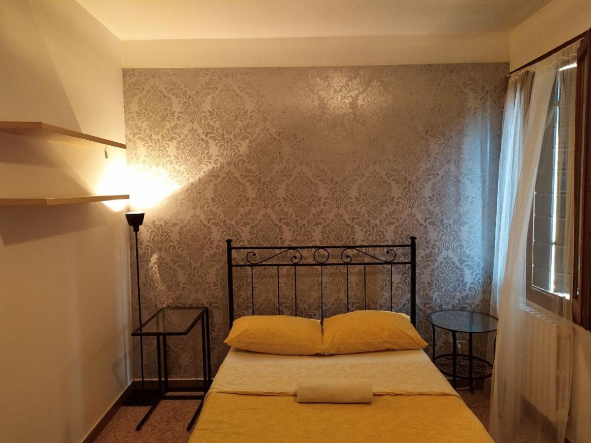 Two Steps From Rialto Hotel Venice Ngoại thất bức ảnh