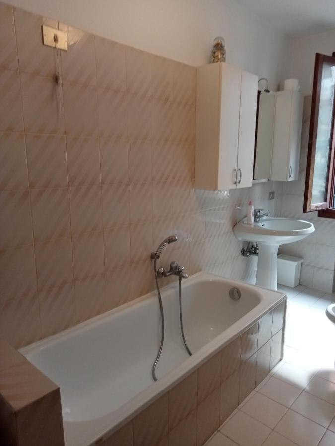 Two Steps From Rialto Hotel Venice Ngoại thất bức ảnh
