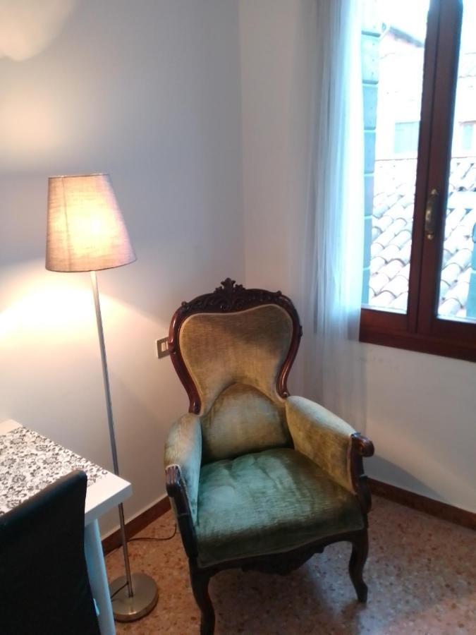 Two Steps From Rialto Hotel Venice Ngoại thất bức ảnh