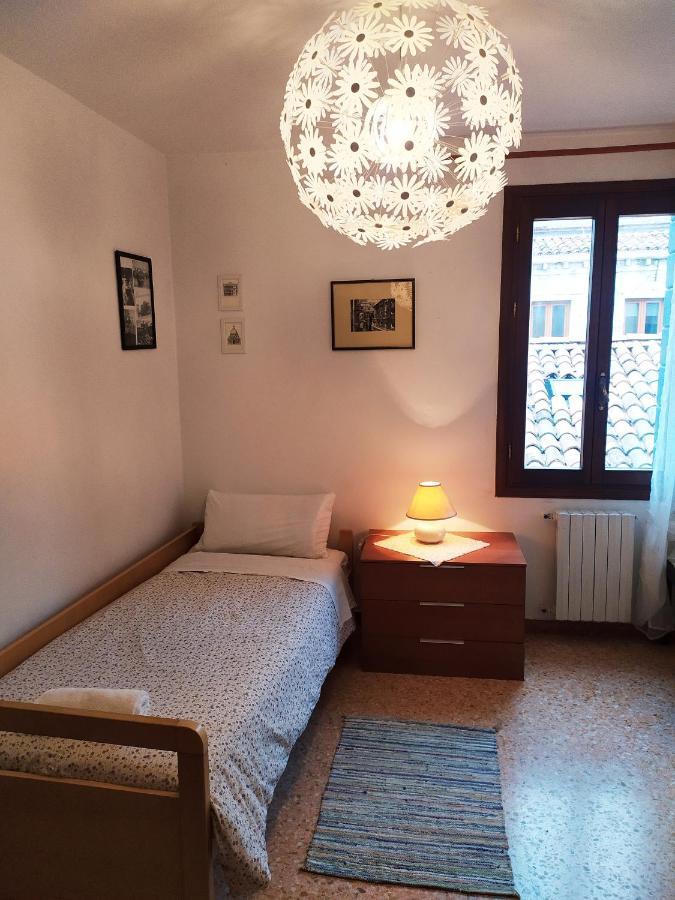 Two Steps From Rialto Hotel Venice Ngoại thất bức ảnh