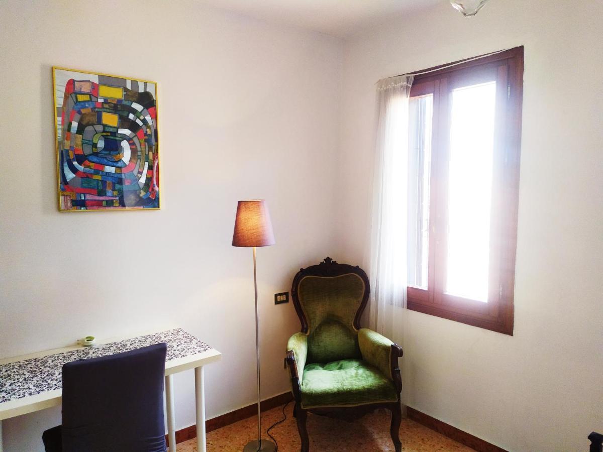 Two Steps From Rialto Hotel Venice Ngoại thất bức ảnh