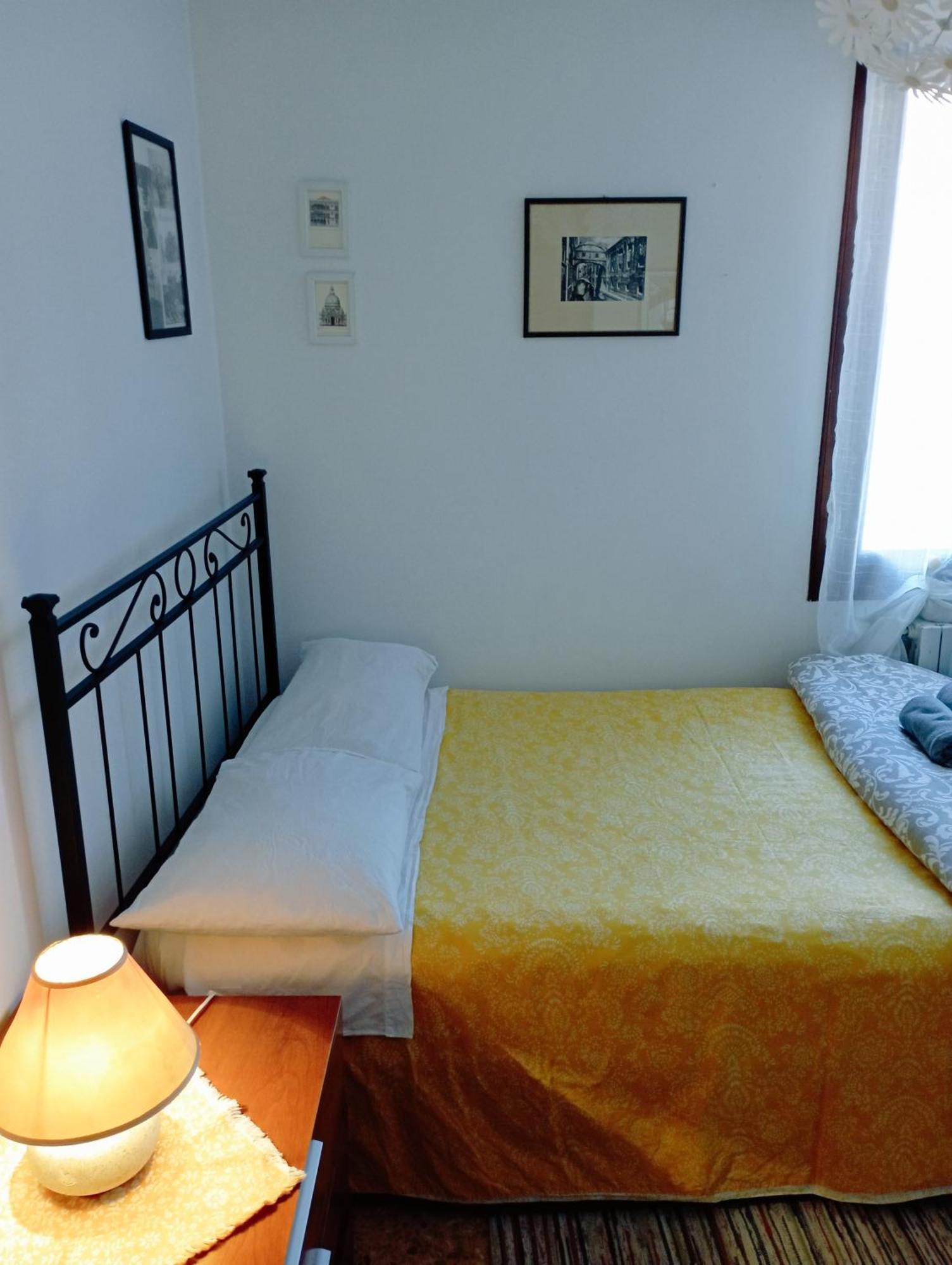 Two Steps From Rialto Hotel Venice Ngoại thất bức ảnh