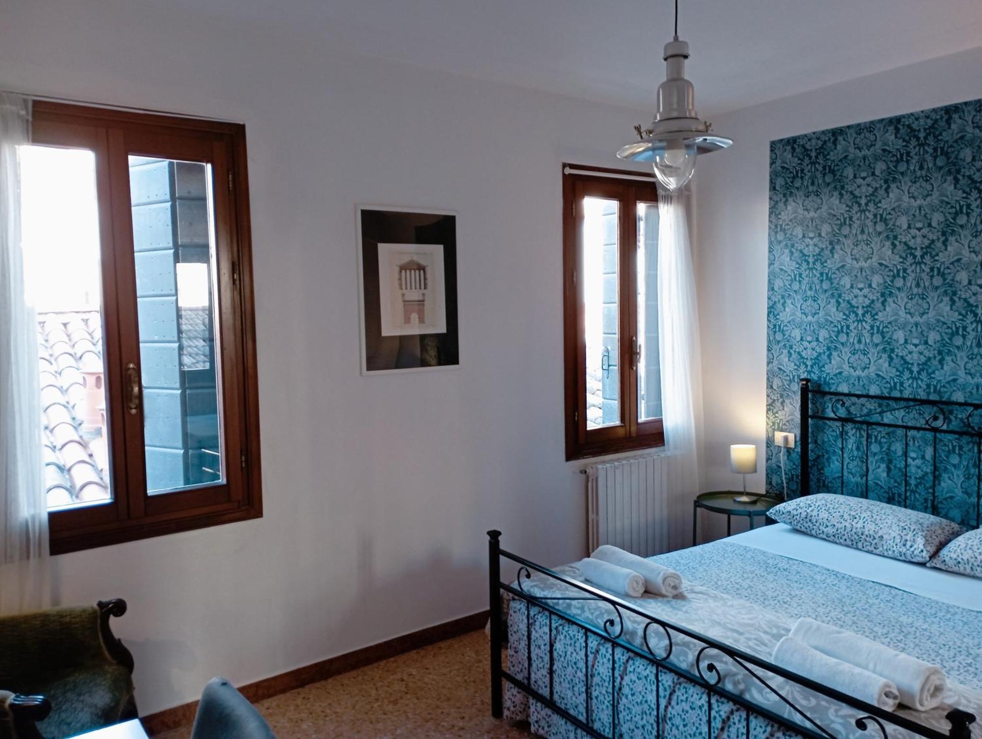 Two Steps From Rialto Hotel Venice Ngoại thất bức ảnh